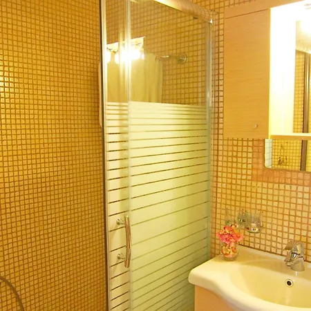 Venetian House خانيا