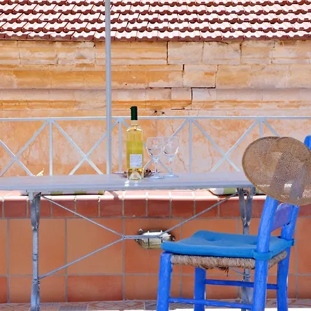 Venetian House بيت للعطل خانيا