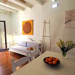 Venetian House Semesterbostad *